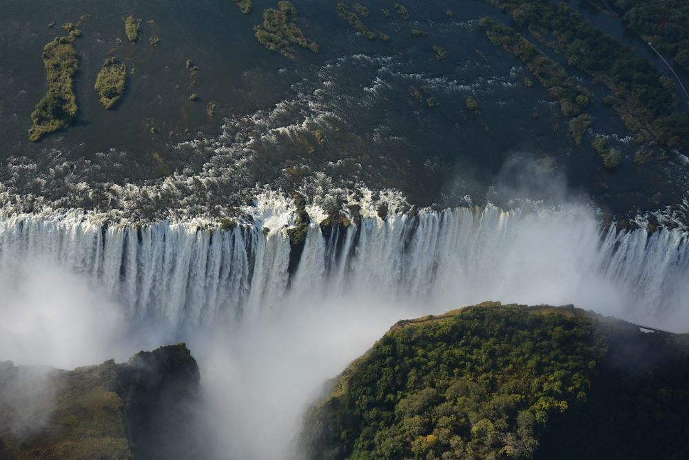 VICTORIA FALLS SAFARI 